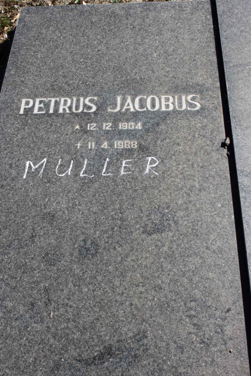 MULLER Petrus Jacobus 1904-1988 & Wilhelmina Catharina Francina POTGIETER 1907-1990 3