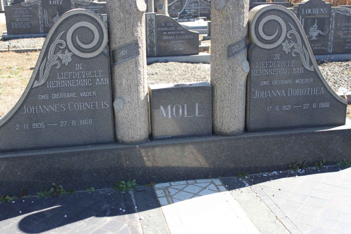 MOLL Johannes Cornelis 1905-1968 & Johanna Dorothea 1921-1968
