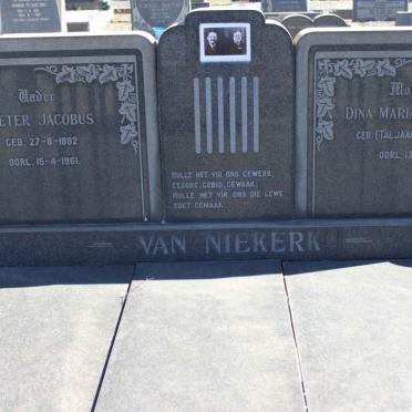 NIEKERK Pieter Jacobus, van 1882-1961 &amp; Dina Maria Magrieta TALJAARD 1889-1961