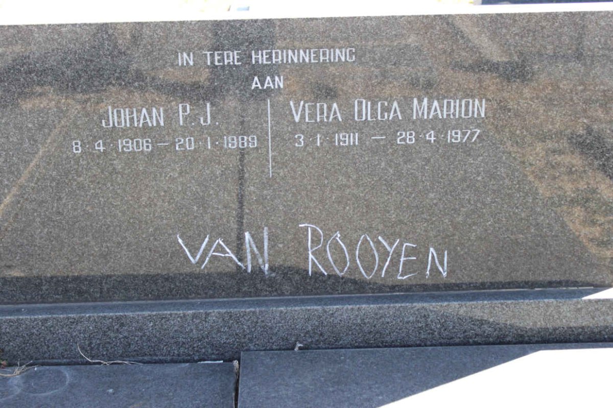 ROOYEN Johan P.J., van 1906-1989 & Vera Olga Marion 1911-1977 _2