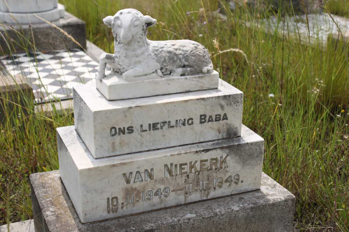 NIEKERK, van 1949-1949