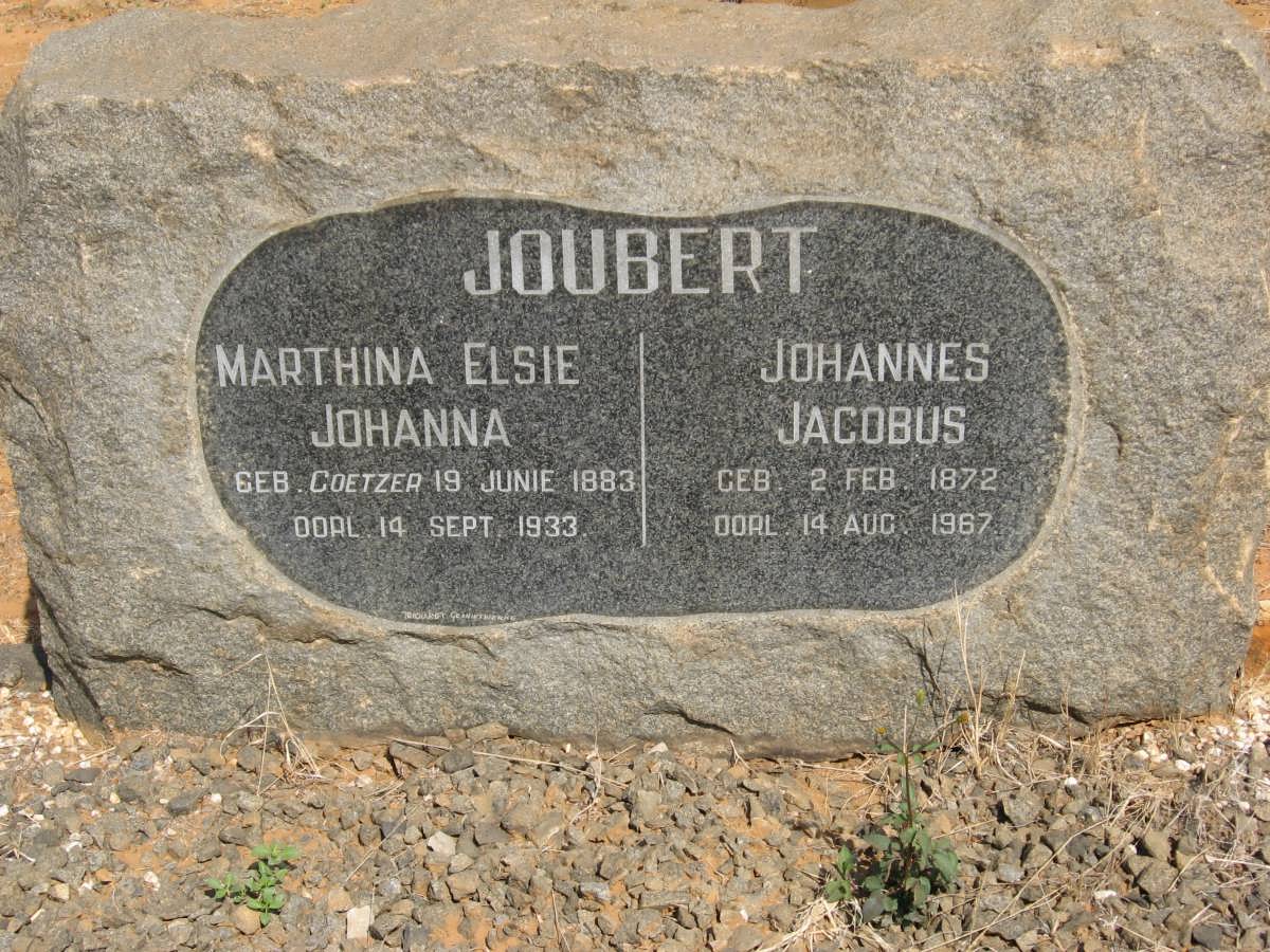 JOUBERT Johannes Jacobus 1872-1967 &amp; Marthina Elsie Johanna COETZER 1883-1933