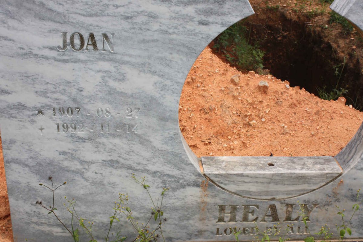 HEALY Joan 1907-1992