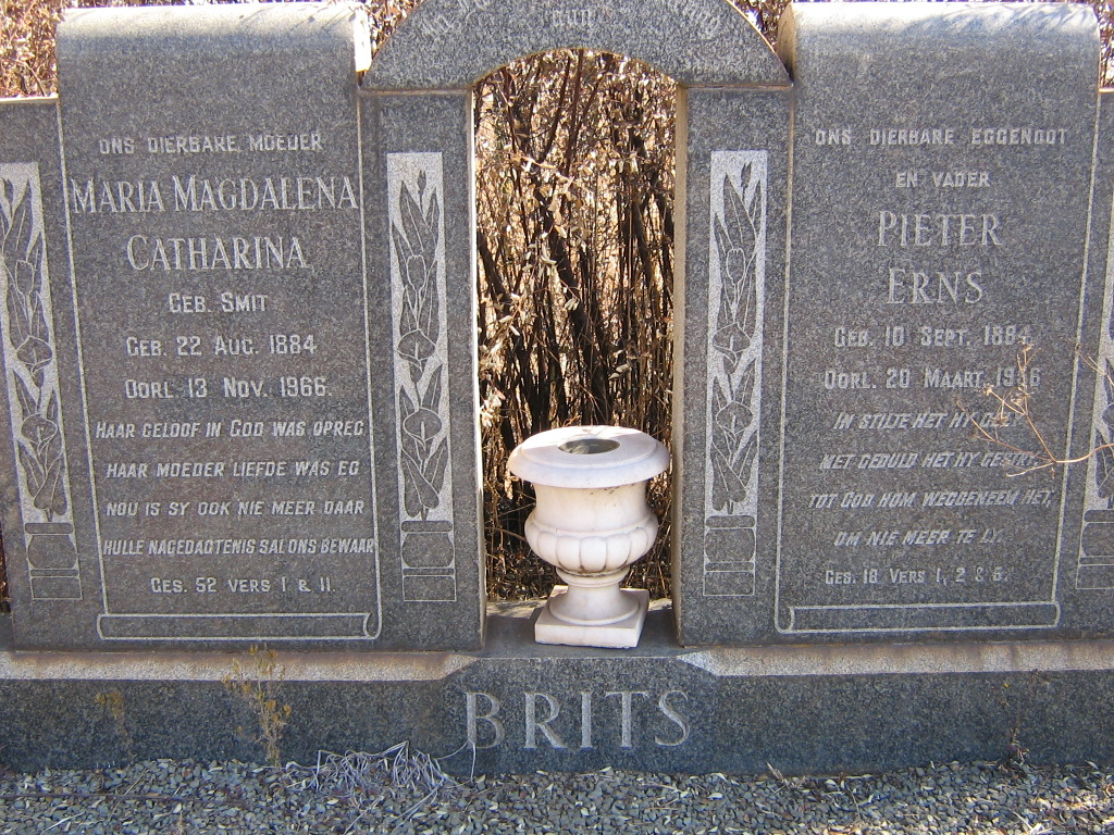 BRITS Pieter Erns 1884-1956 &amp; Maria Magdalena Catharina SMIT 1884-1966