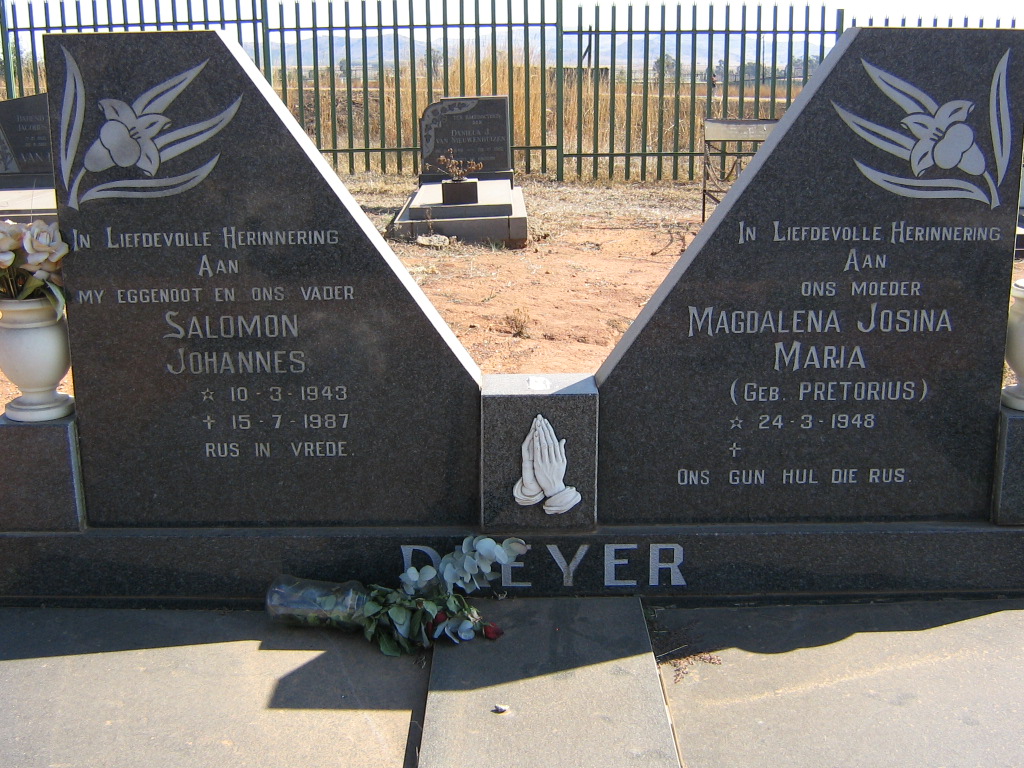 DREYER Salomon Johannes 1943-1987 &amp; Magdalena Josina Maria PRETORIUS 1948-