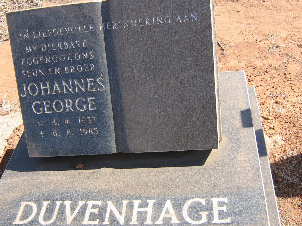 DUVENHAGE Johannes George 1957-1986