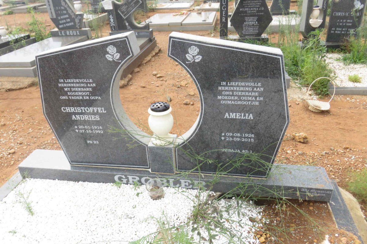 GROBLER Christoffel Andries 1916-1992 &amp; Amelia 1926-2015