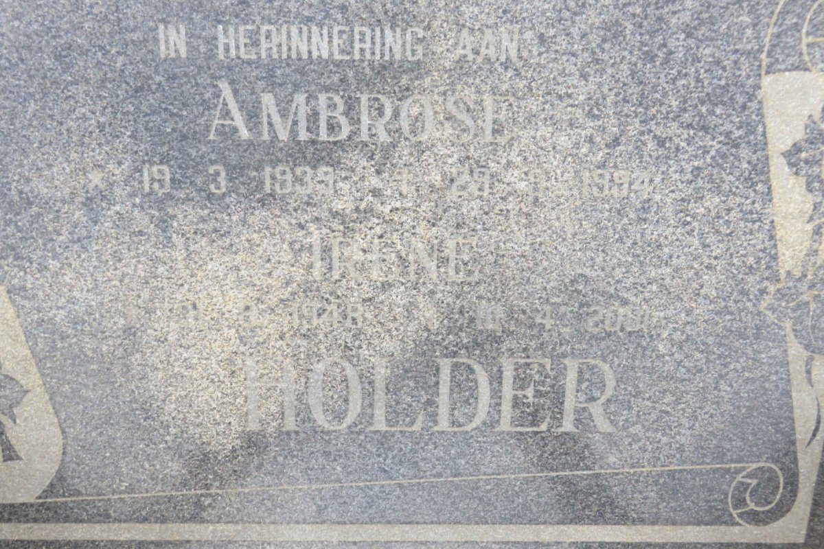 HOLDER Ambrose 1939-1994 &amp; Irene 1948-2001