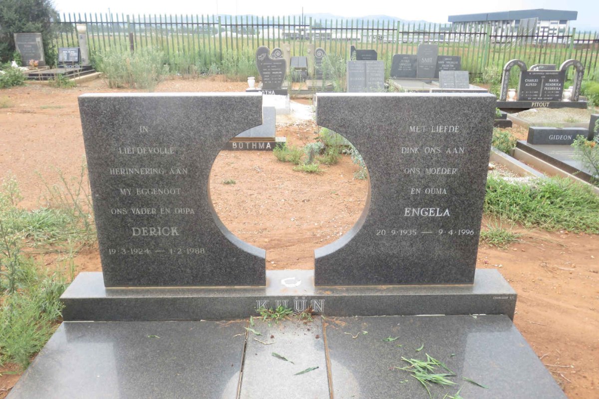 KUUN Derick 1924-1988 &amp; Engela 1935-1996