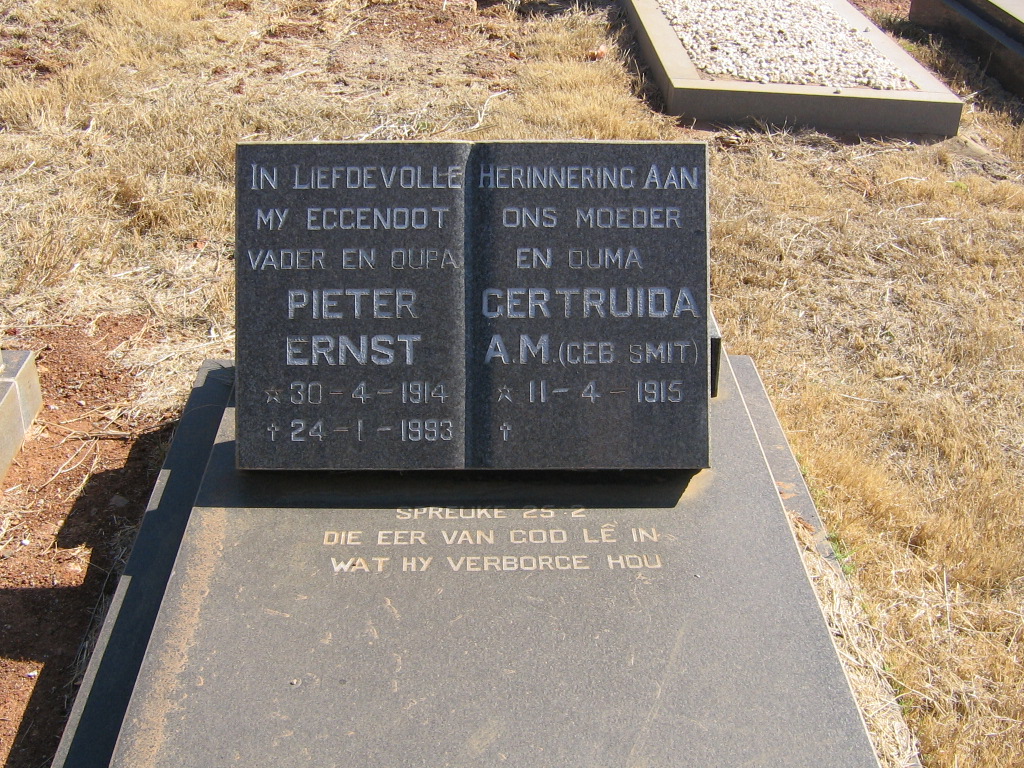 KRUGER Pieter Ernst 1914-1993 &amp; Gertruida A.M. SMIT 1915-2002