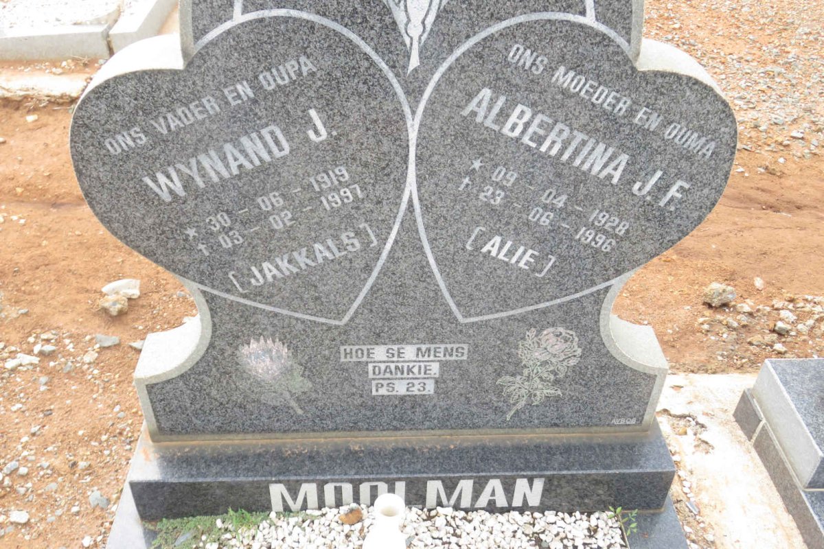 MOOLMAN Wynand J. 1919-1997 &amp; Albertina J.F. 1928-1996