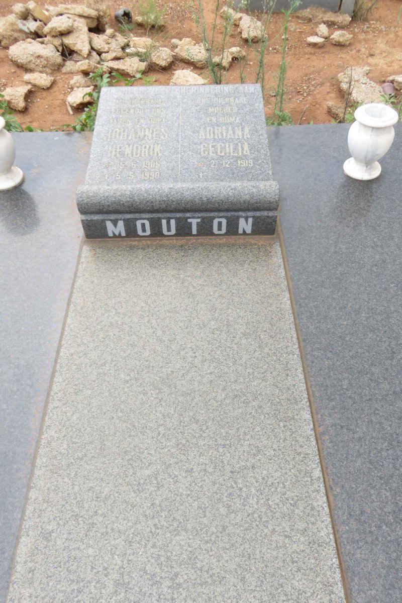 MOUTON Johannes Hendrik 1905-1990 &amp; Adriana Cecilia 1919- _1