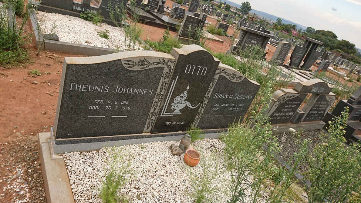OTTO Theunis Johannes 1914-1976 &amp; Johanna Susanna GOUWS 1920-2011
