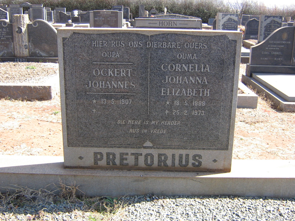 PRETORIUS Ockert Johannes 1907- &amp; Cornelia Johanna Elizabeth 1888-1973