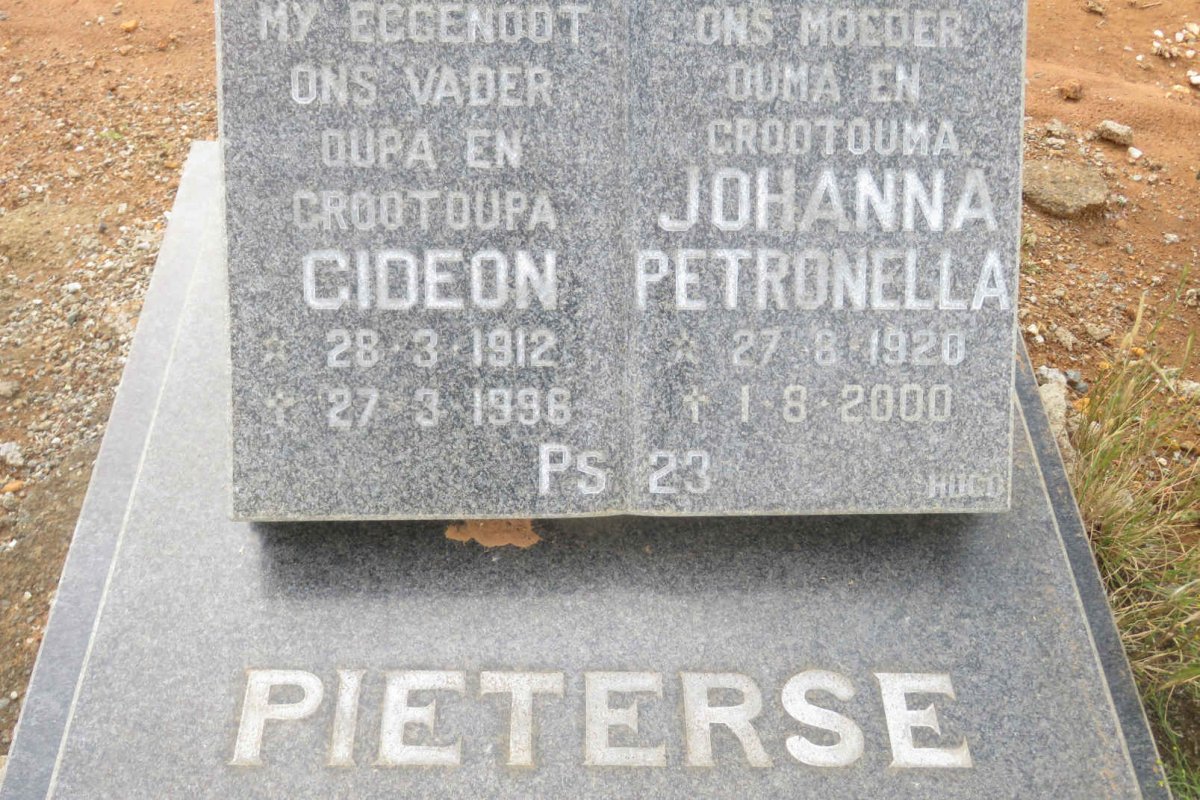 PIETERSE Gideon 1912-1996 &amp; Johanna Petronella 1920-2000