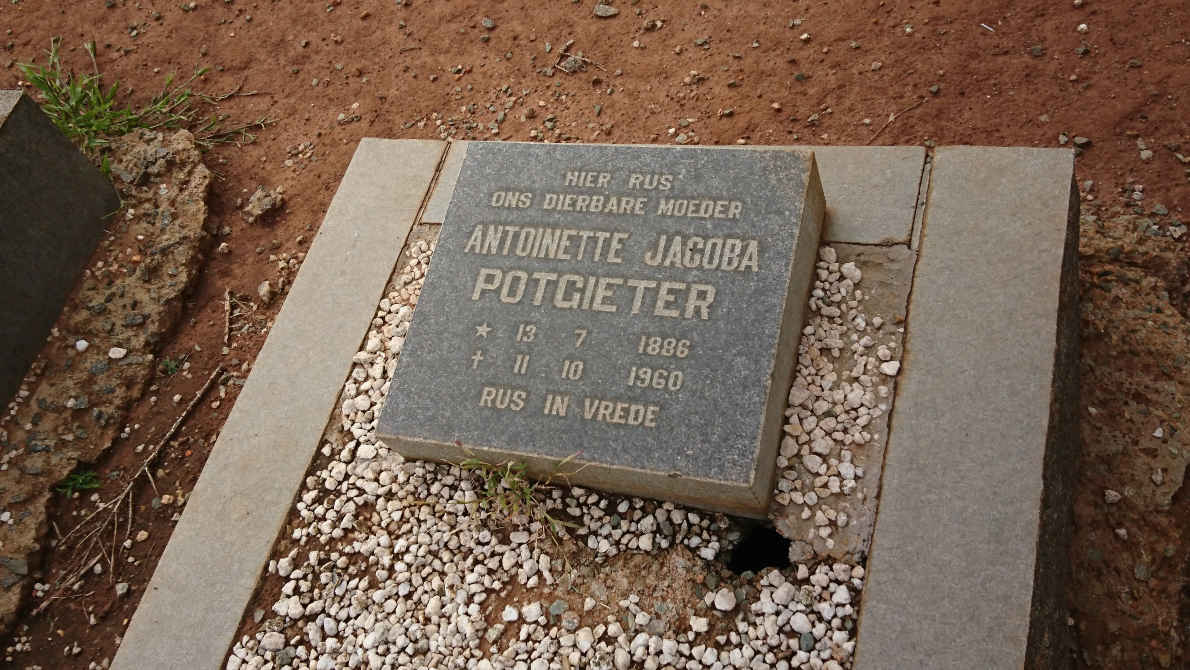 POTGIETER Antoinette Jacoba 1886-1960
