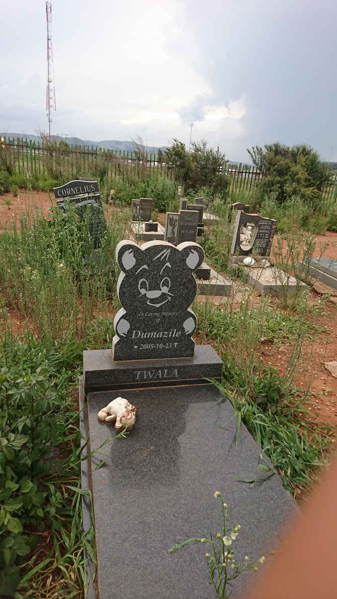 TWALA Dumazile 2005-2005