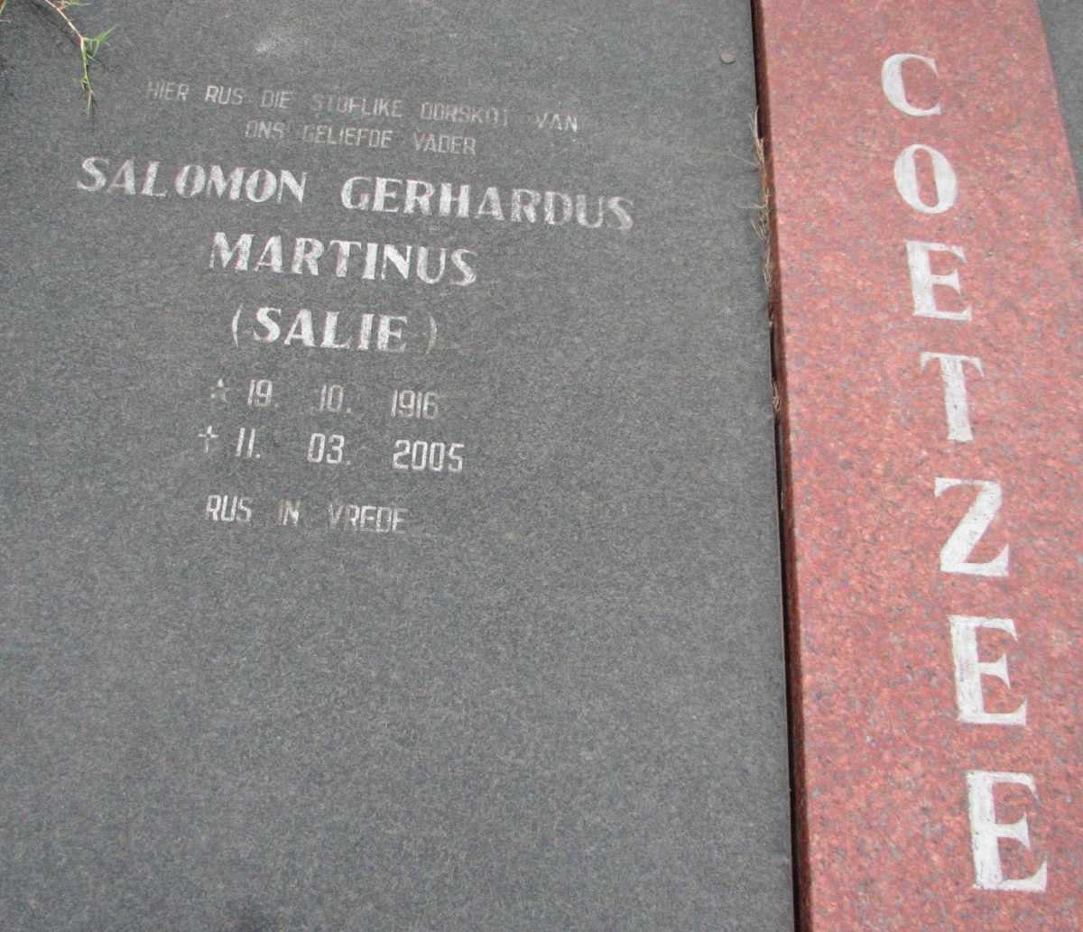 COETZEE Salomon Gerhardus Martinus 1916-2005 &amp; Johanna Magdalena MILLS 1914-2000