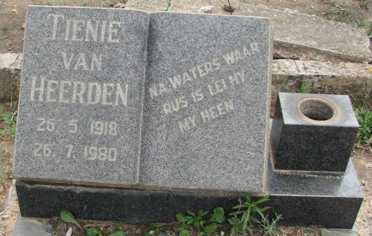 HEERDEN Tienie, van 1918-1980
