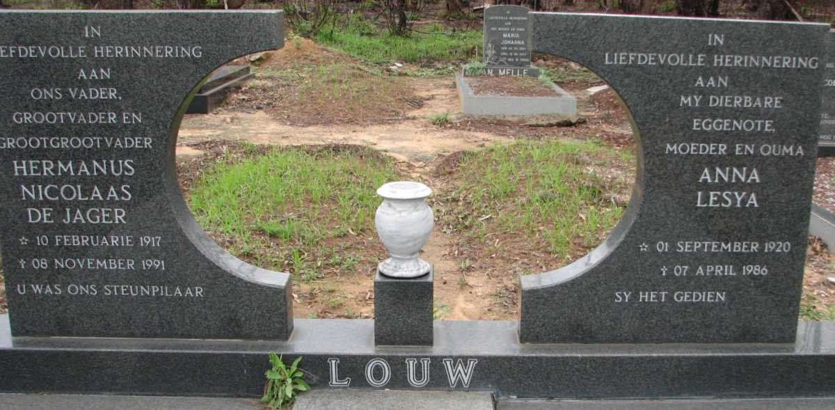 LOUW Hermanus Nicolaas de Jager 1917-1991 &amp; Anna Lesya 1920-1986