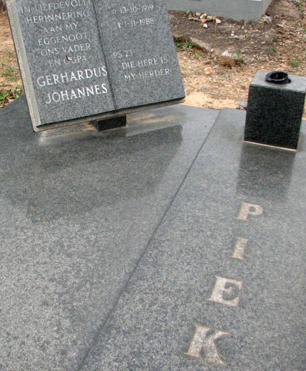 PIEK Gerhardus Johannes 1919-1988 &amp; Alida Maria Uys GROBLER 1923-2004