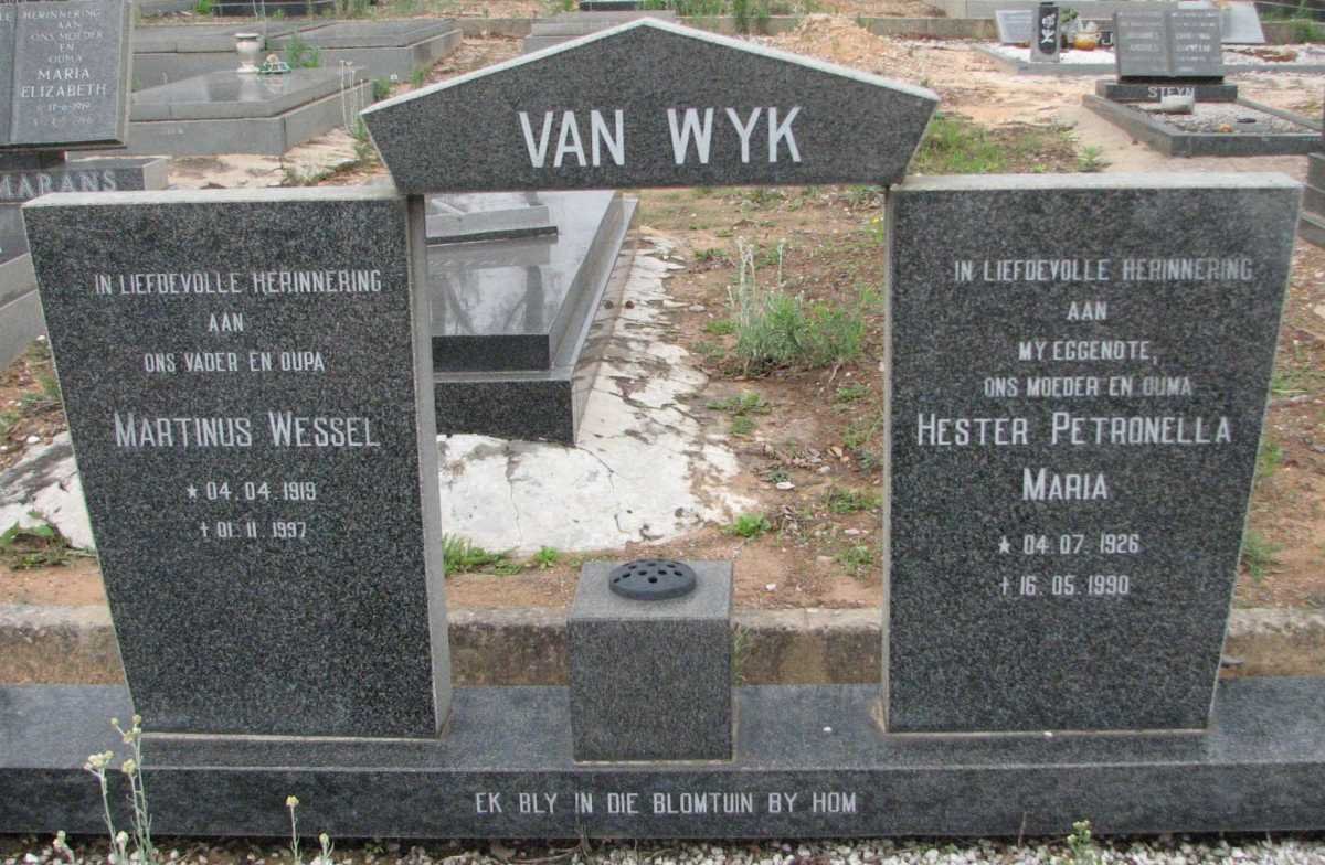 WYK Marthinus Wessel, van 1919-1997 &amp; Hester Petronella Maria 1926-1990