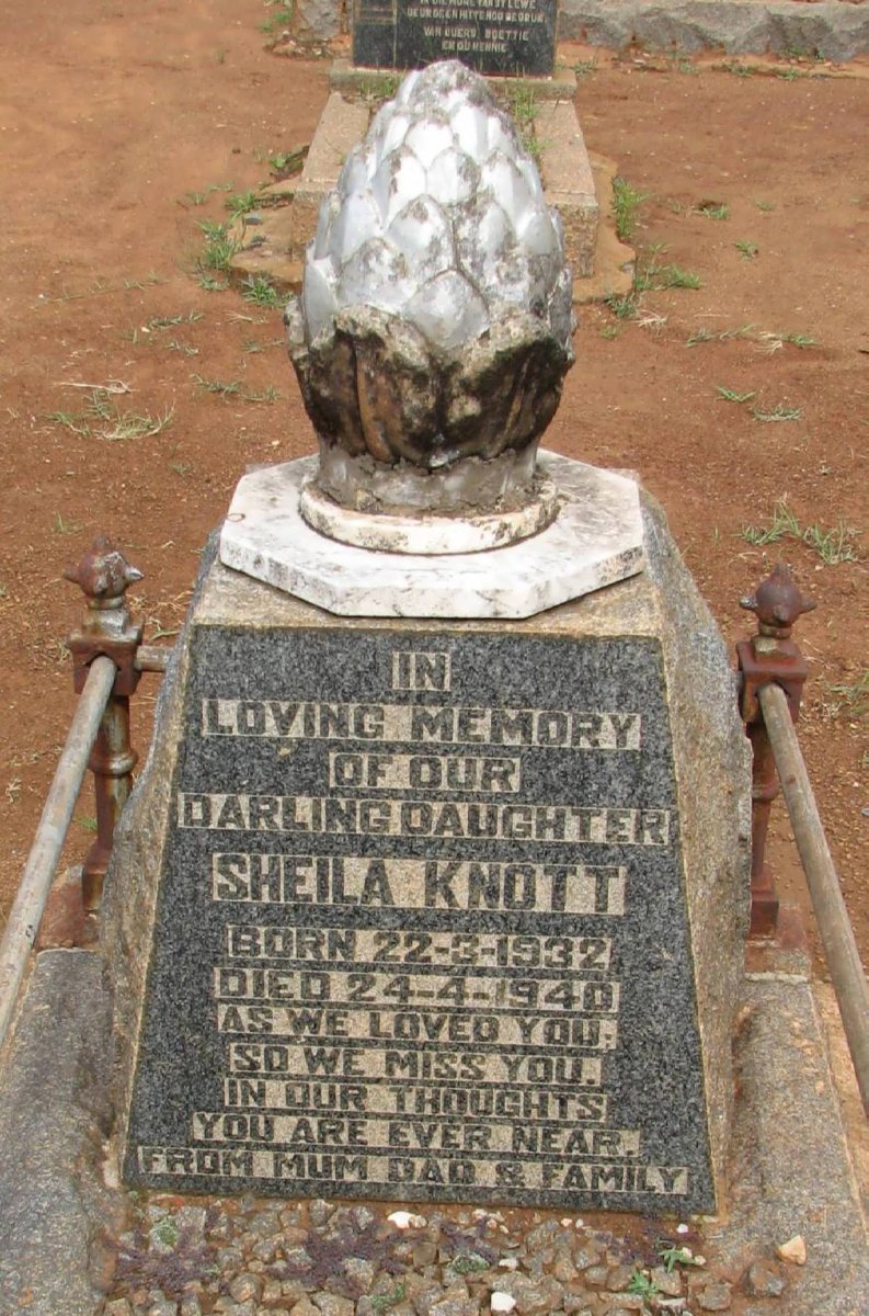 KNOTT Sheila 1932-1940
