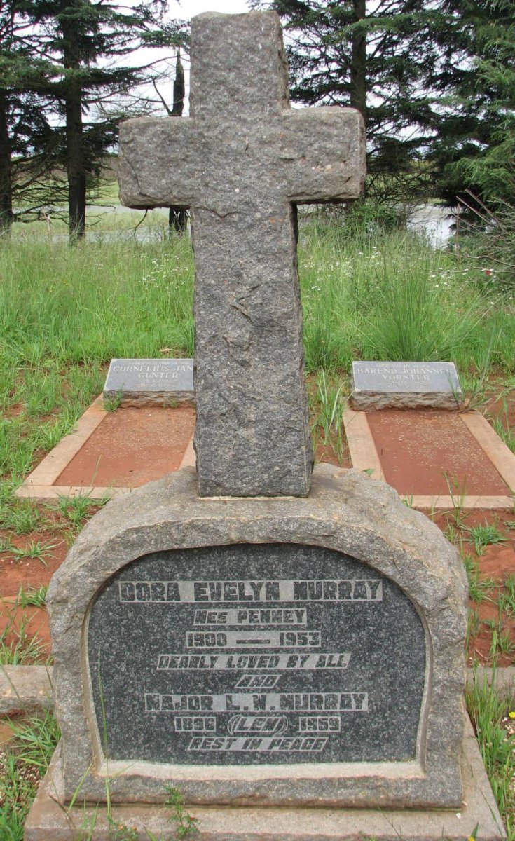 MURRAY L.W. 1896-1959 &amp; Dora Evelyn PENNEY 1900-1953