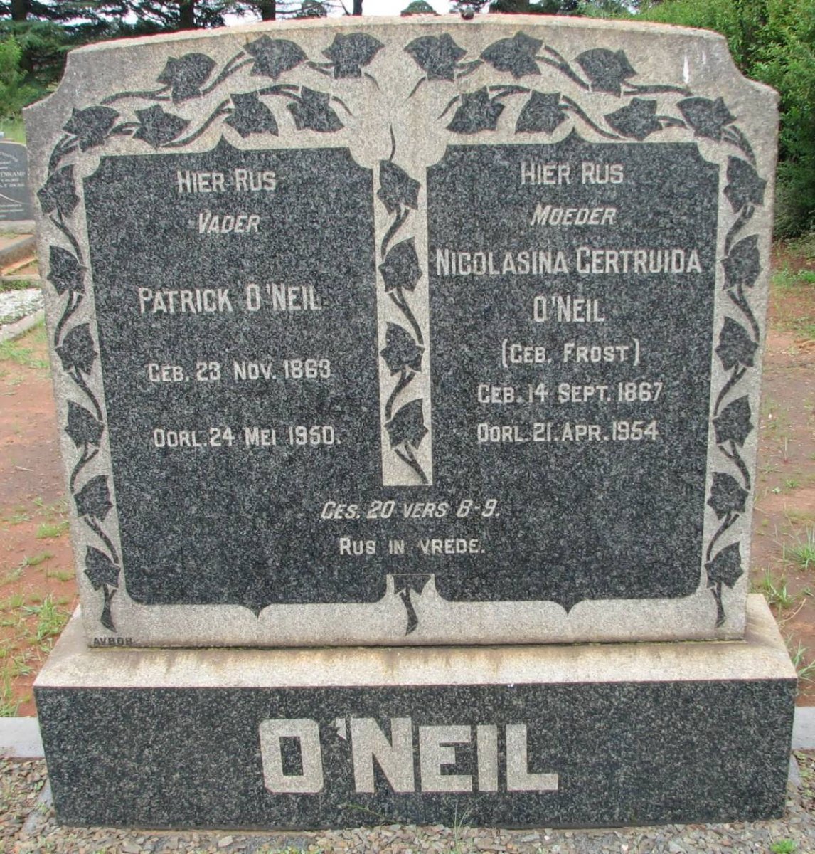 O'NEIL Patrick 1863-1950 &amp; Nicolasina Gertruida FROST 1867-1954