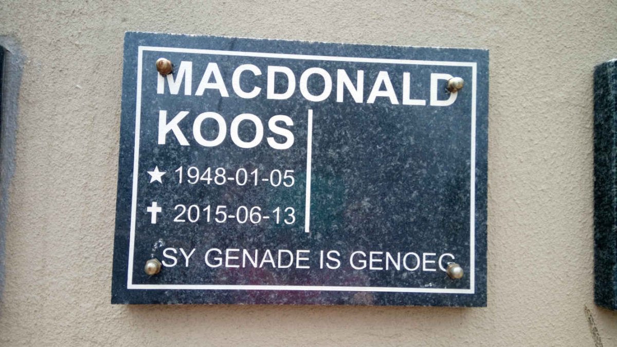 MACDONALD Koos 1948-2005