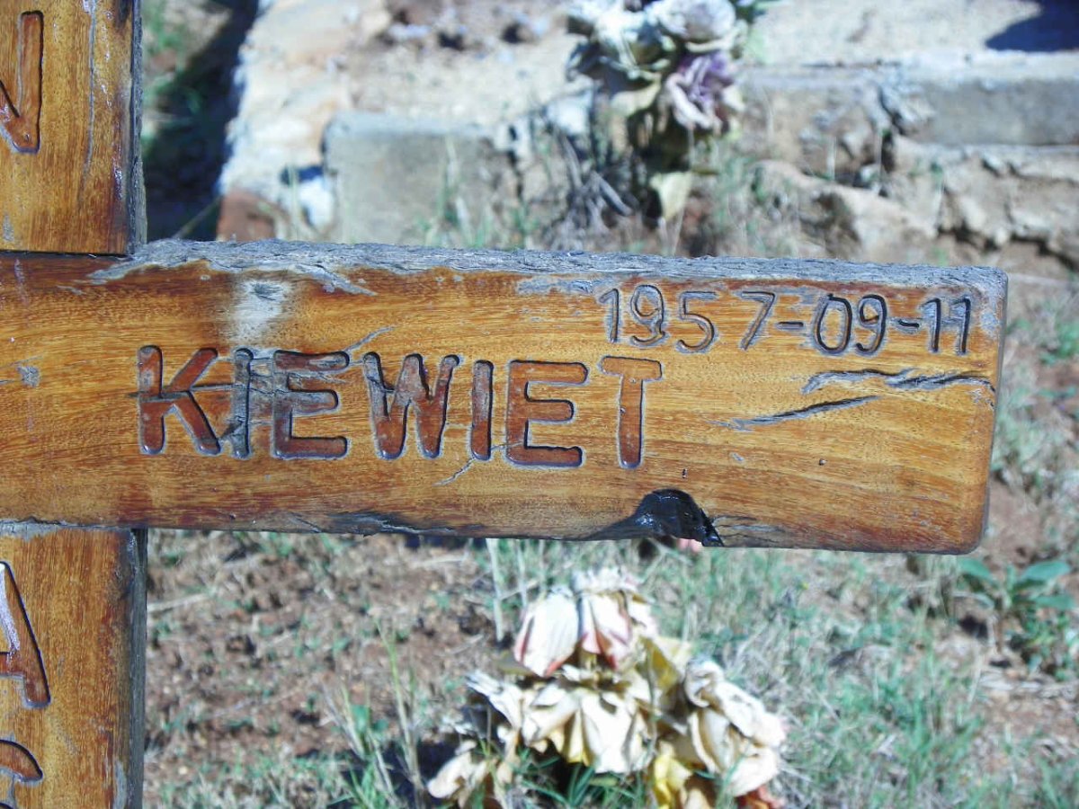 ASWEGEN Louis, van 1951-2010 &amp; Kiewiet 1957-