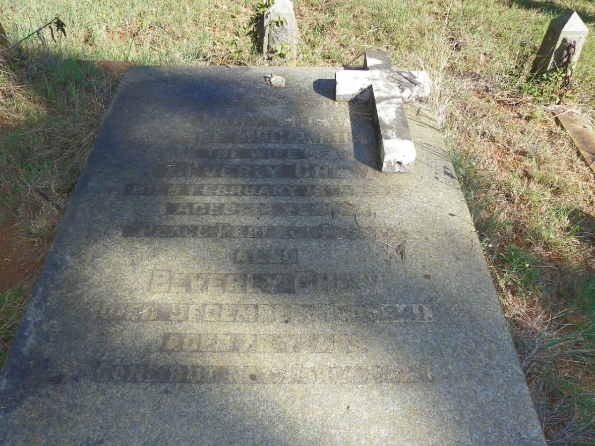 CHEW Beverly -1941 &amp; Mary McCOMBIE -1918