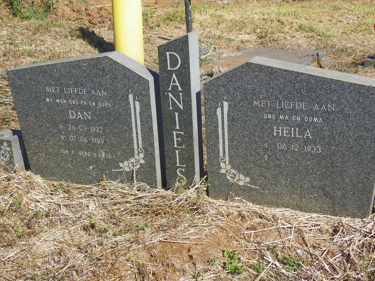 DANIELS Dan 1922-1989 &amp; Heila 1933-