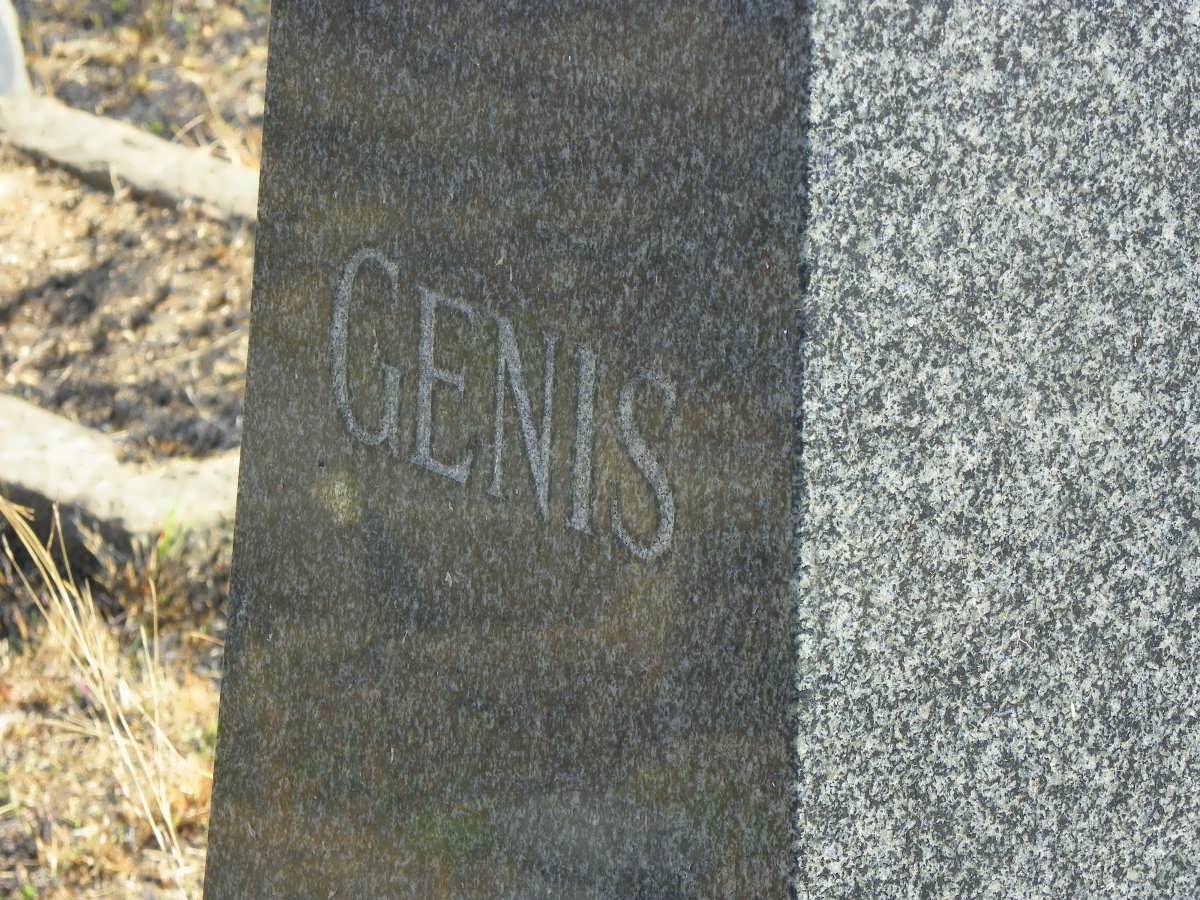 GENIS Francesca 1937-1953 :: GENIS Susie 1913-2000