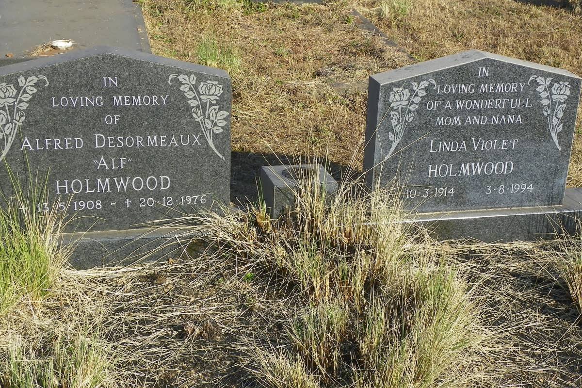HOLMWOOD Alfred Desormeaux 1908-1976 &amp; Linda Violet 1914-1994