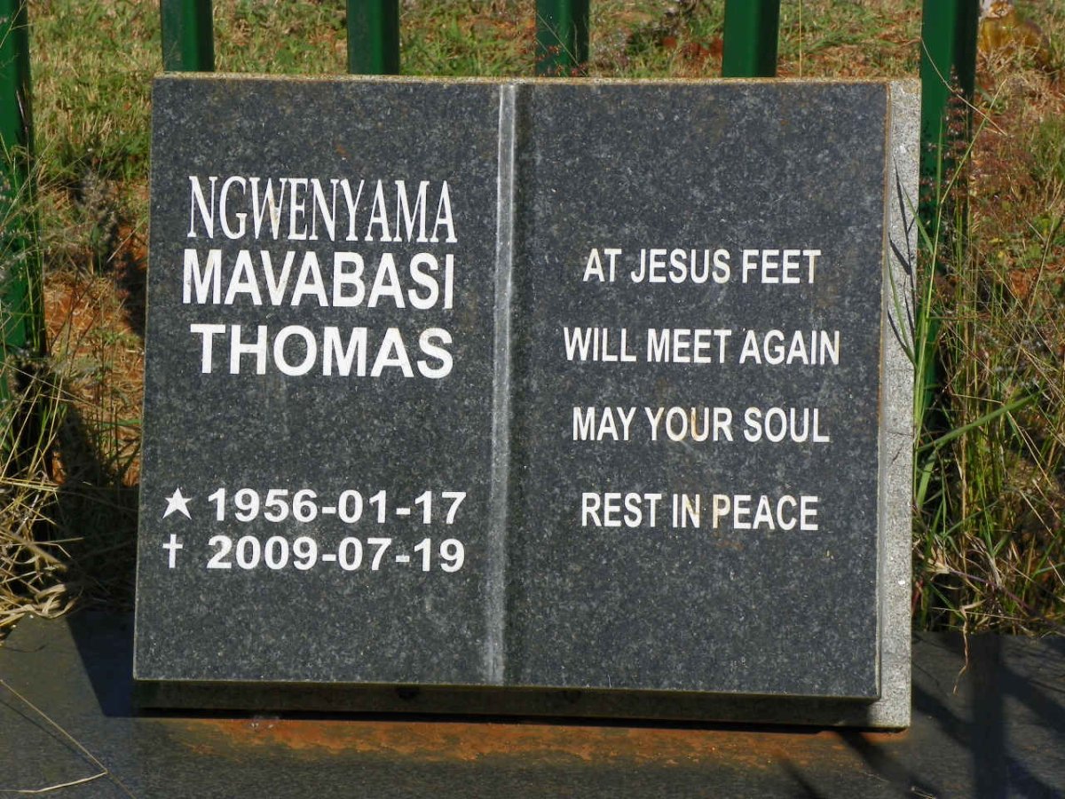 NGWENYAMA Mavabasi Thomas 1956-2009