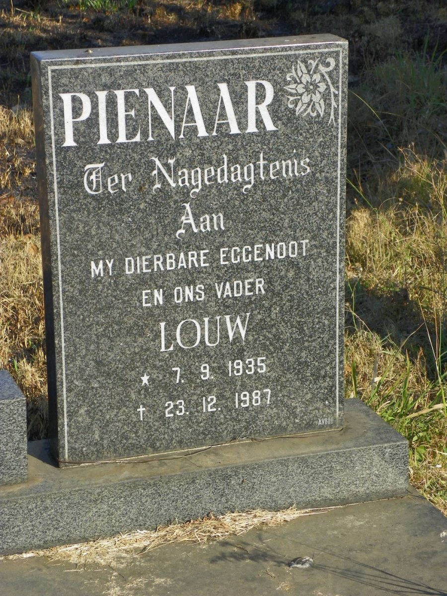 PIENAAR Louw 1935-1987