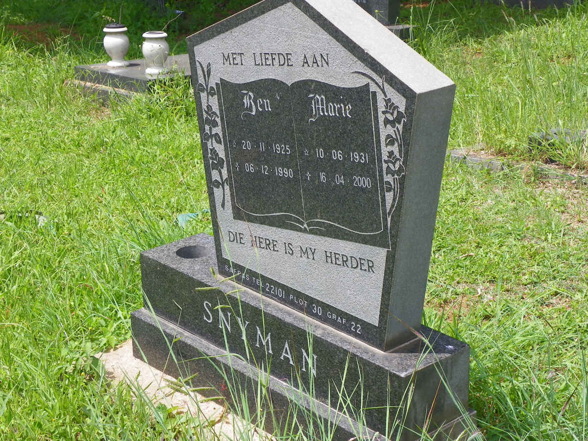 SNYMAN Ben 1925-1990 &amp; Marie 1931-2000