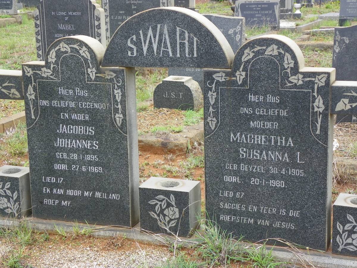 SWART Jacobus Johannes 1895-1969 &amp; Magretha Susanna L. DEYZEL 1905-1980