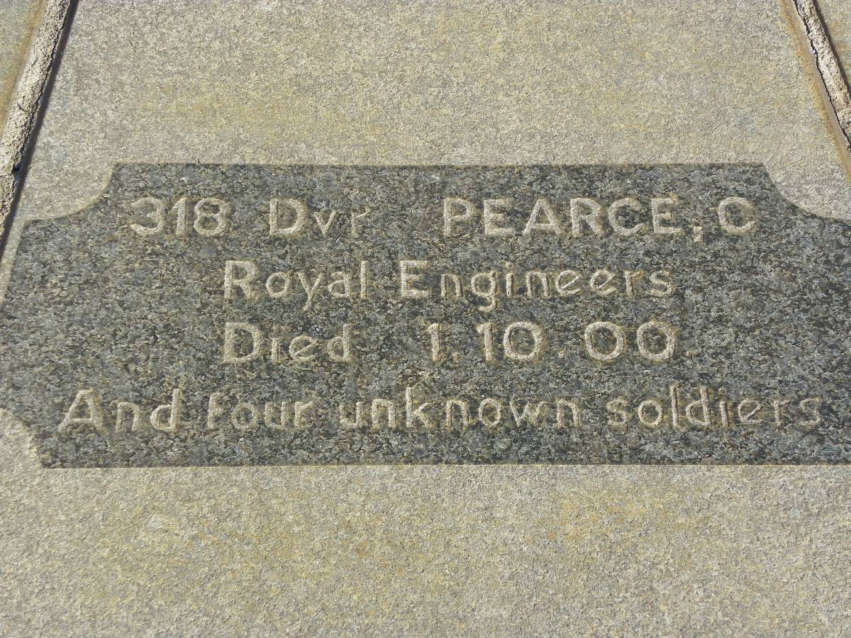 PEARCE C. -1900 :: Unknown soldiers
