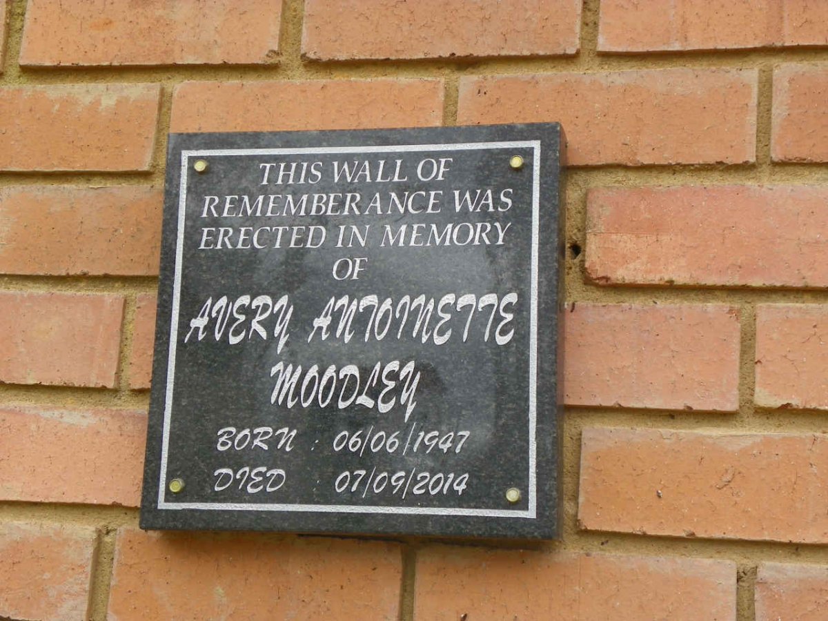 MOODLEY Avery Antoinette 1947-2014