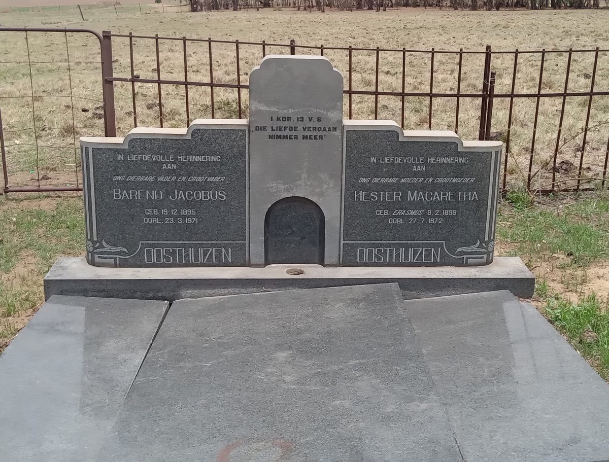 OOSTHUIZEN Barend Jacobus 1895-1971 & Hester Magaretha nee ERASMUS 1899-1972_1