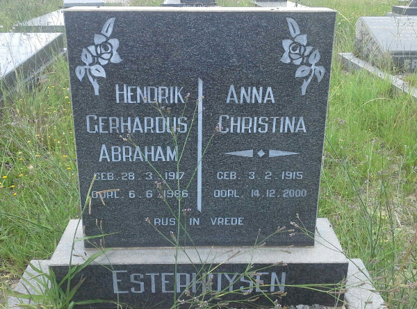 ESTERHUYSEN Hendrik Gerhardus Abraham 1917-1986 &amp; Anna Christina 1915-2000