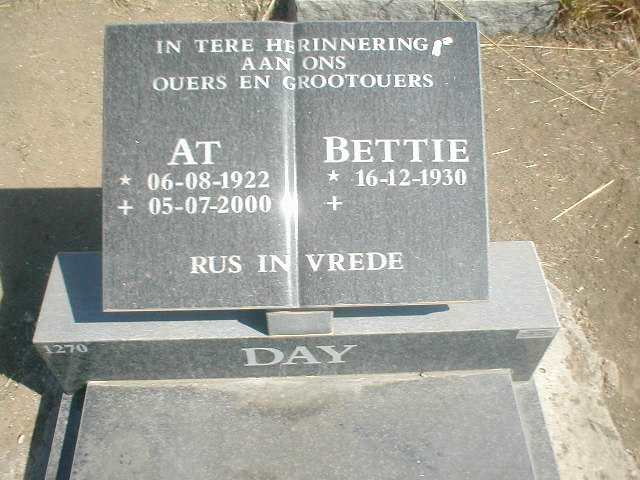 DAY At 1922-2000 &amp; Bettie 1930-