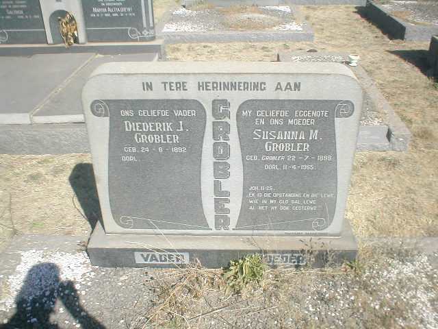 GROBLER Diederik J. 1892-  &amp; Susanna M. GROBLER  1899-1965