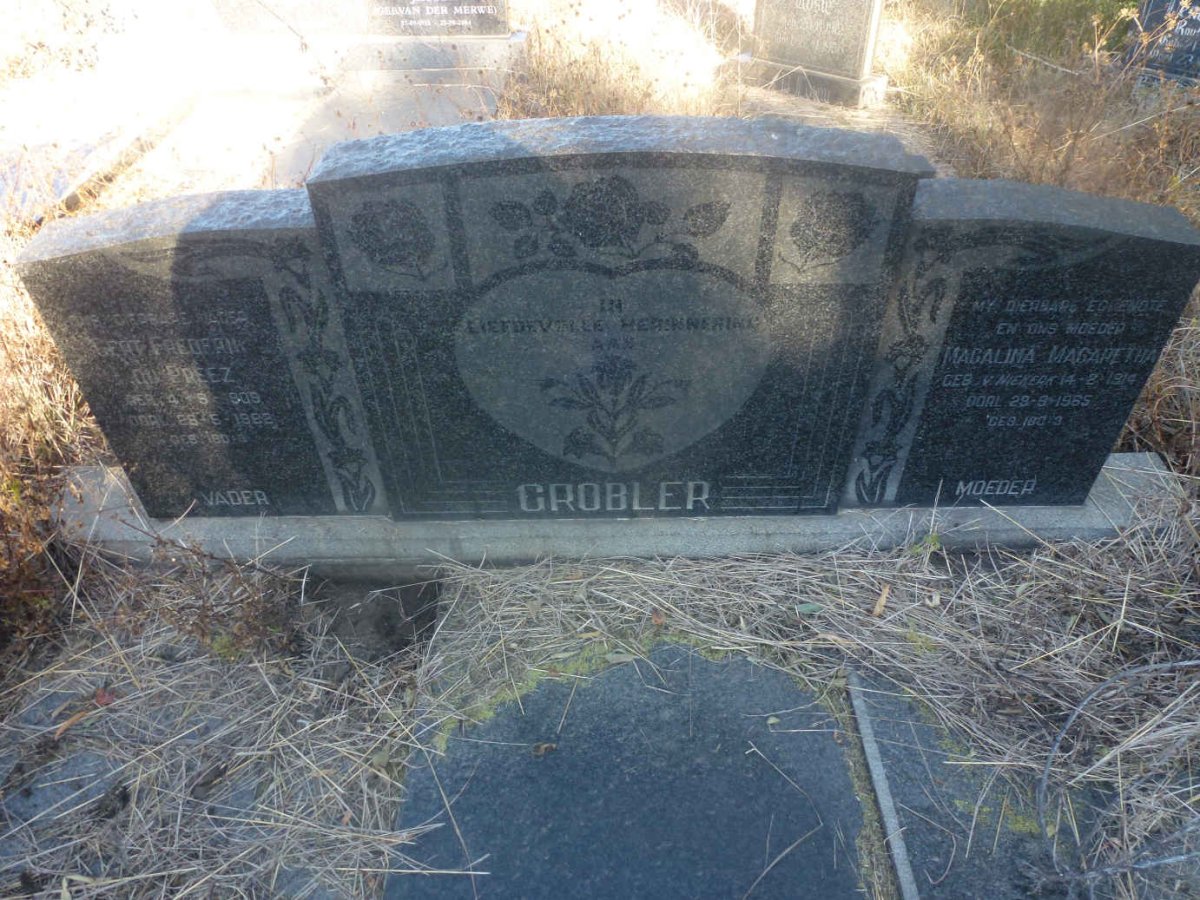 GROBLER Gert Frederik du Preez 1909-1982 & Magalina Magaretha VAN NIEKERK 1914-1965