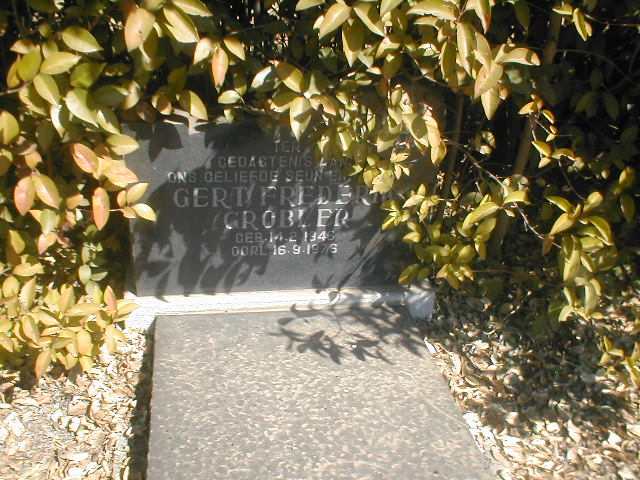 GROBLER Gert Frederik 1946-1976