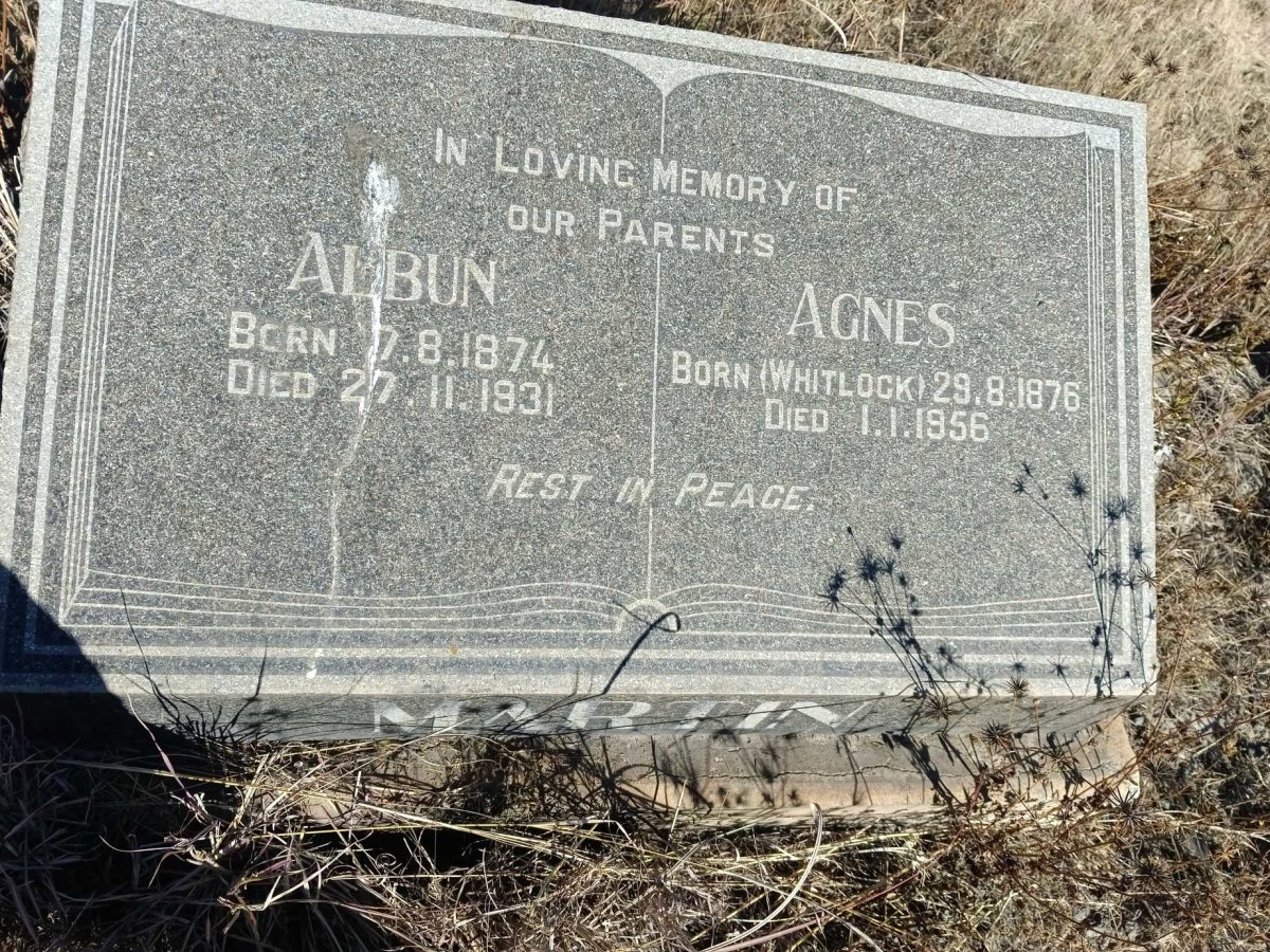 MARTIN Albun 1874-1931 & Agnes WHITLOCK 1876-1956