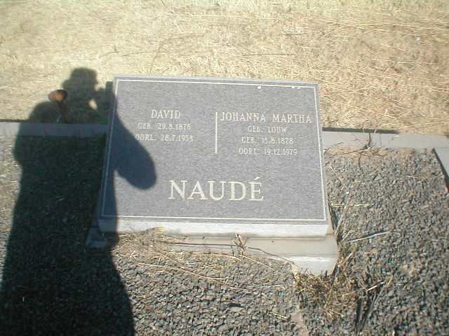 NAUDE David 1876-1953 &amp; Johanna Martha LOUW 1878-1979