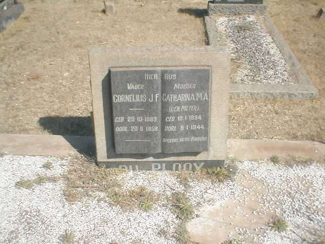 PLOOY Cornelius J F, du 1889-1958 &amp; Catharina M A MEYER 1894-1944